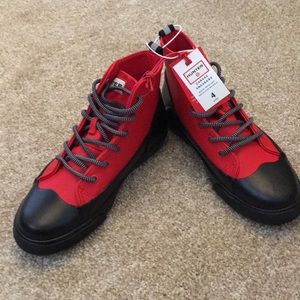 Dipped Canvas High-Top Sneakers from Hunter Kids